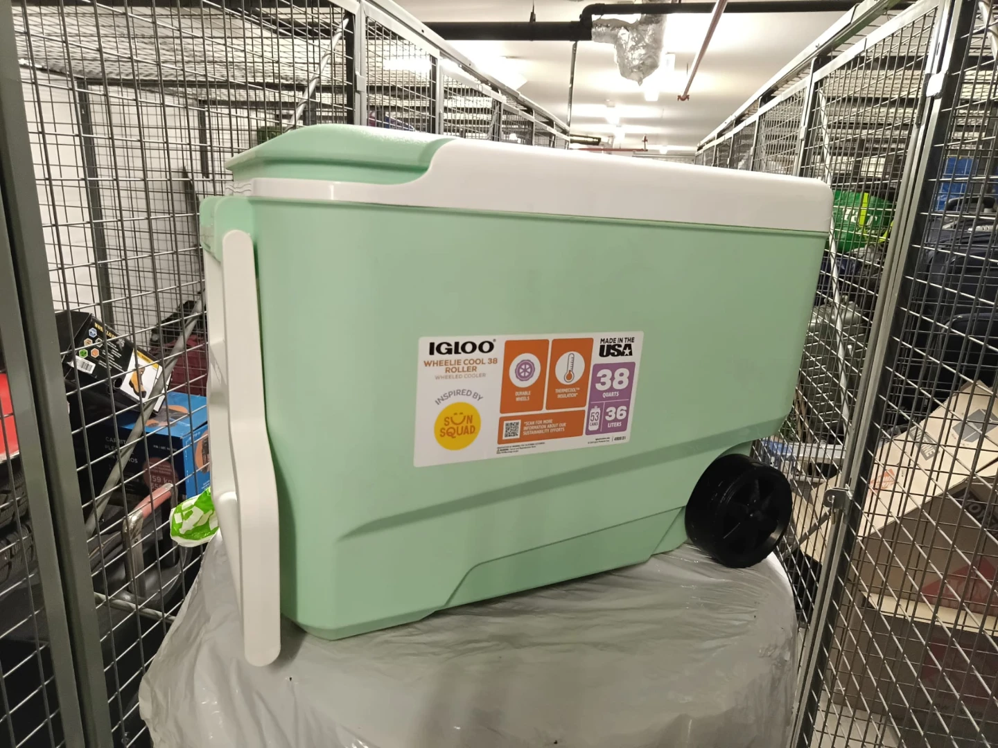 Igloo Wheelie Cool 38 Quart Cooler
