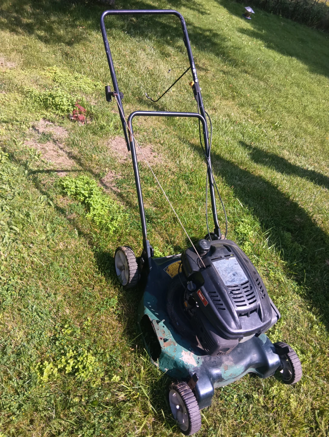 Yardworks Gas Powered Push mower - photo 4