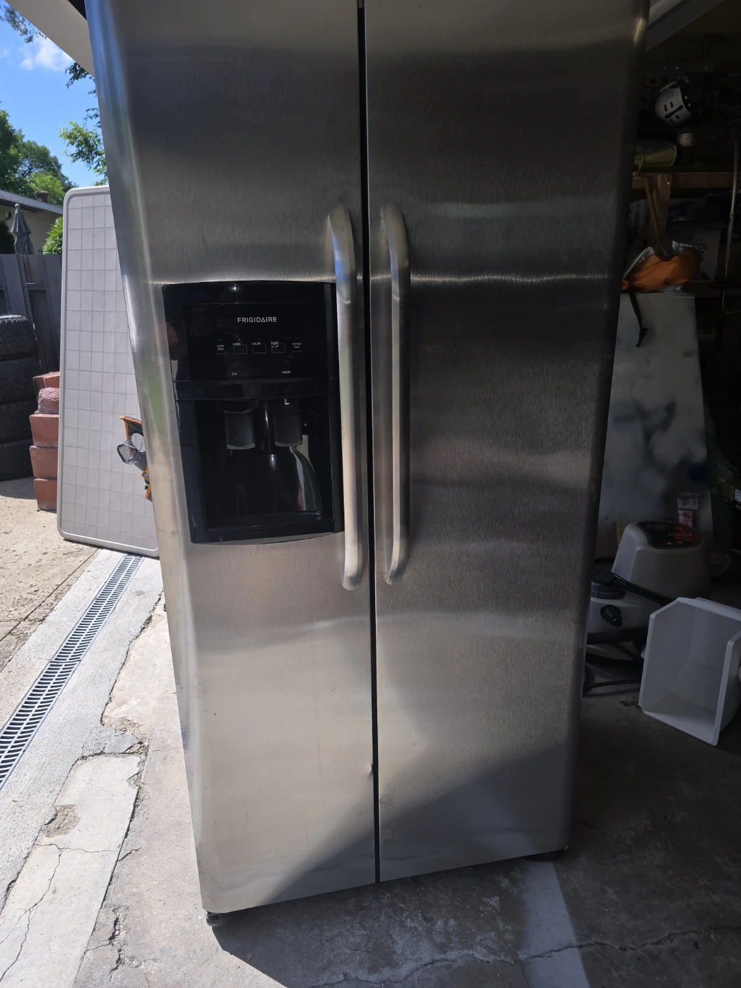 Frigidaire Side-by-Side Refrigerator