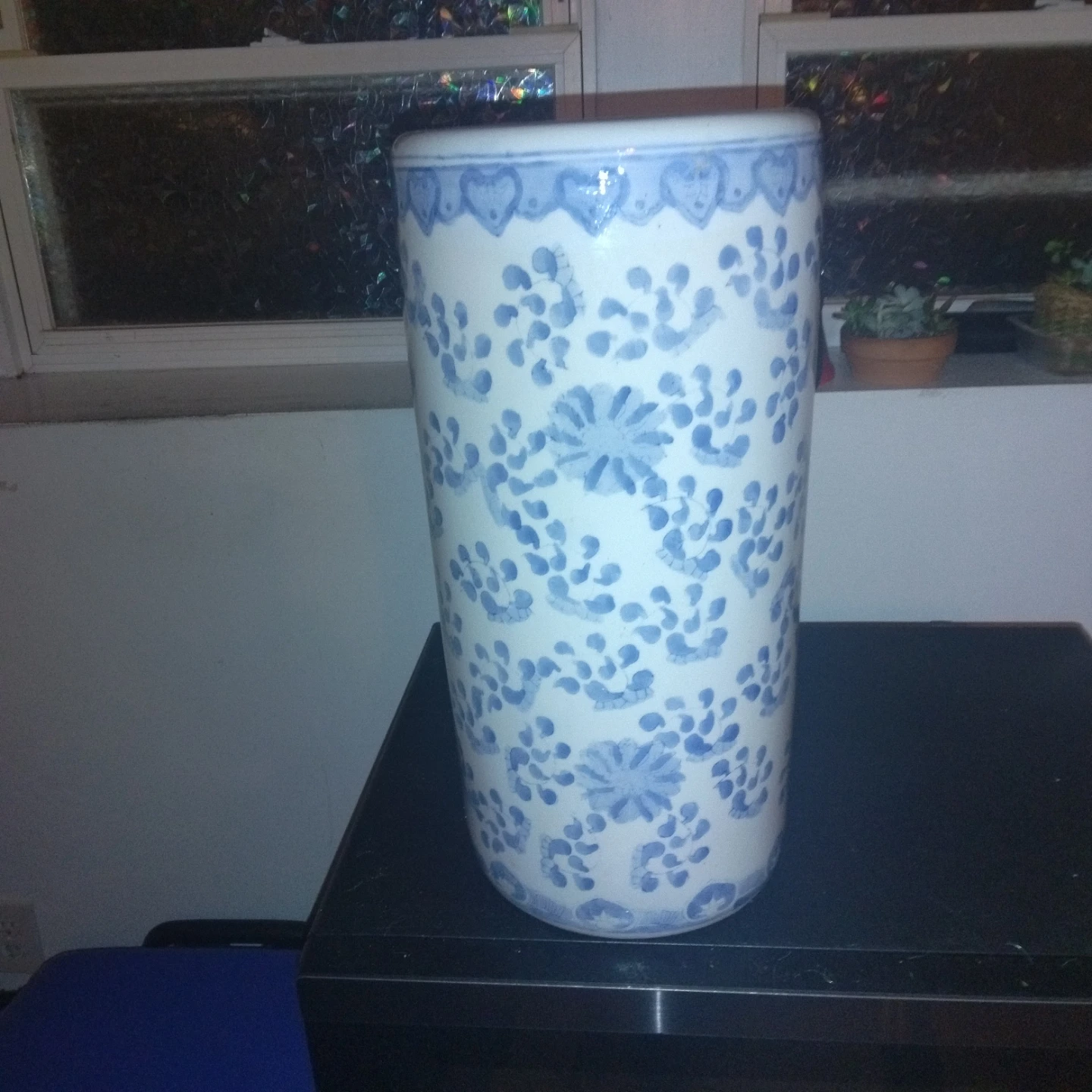 Tall Ceramic Planter Po hit