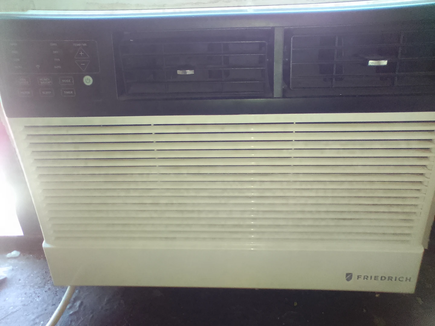 10,000 BTU Friedrich Window Air Conditioner with Remote - photo 3