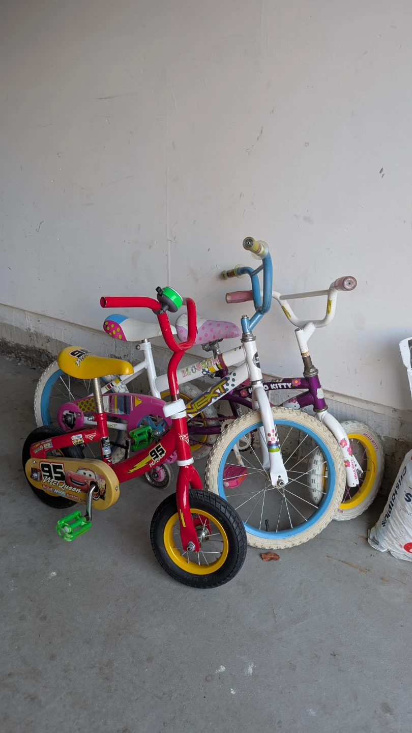 Kids' Bikes - Red, purple & White - photo 3