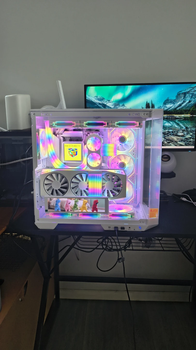 Custom white Gaming PC 9070 xt, 9800x3d, 32GB ddr5 ram - photo 3