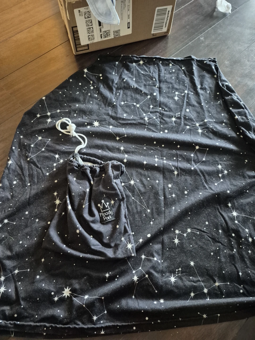 Moody Park Star Constellation Nursing Cover
