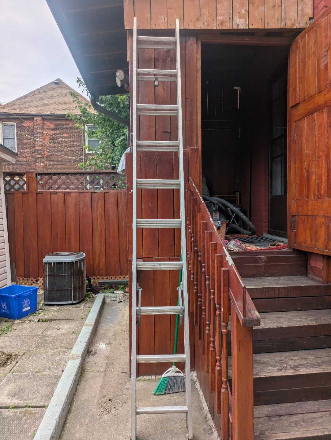 10ft Aluminum Extension Ladder up to 20ft