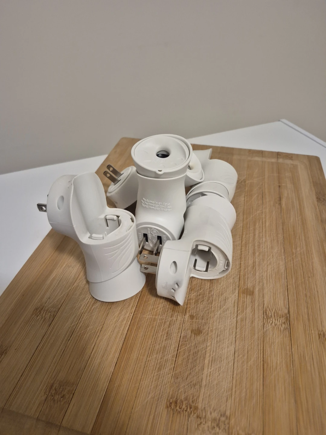 5 Air Wick Plug In Refill Holders - photo 4
