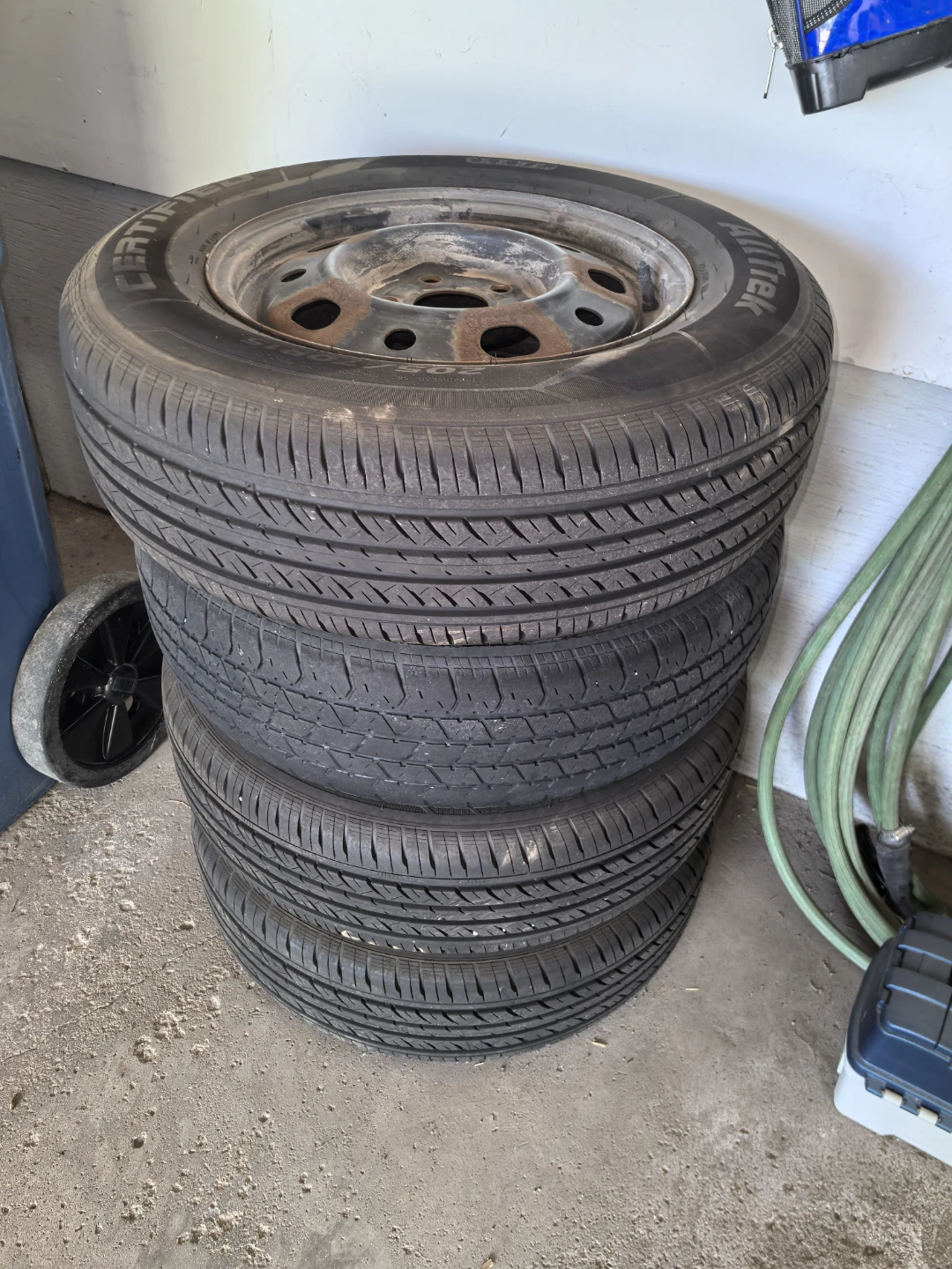 Alltrek 205/70R15 Tires (Set of 4) - photo 2