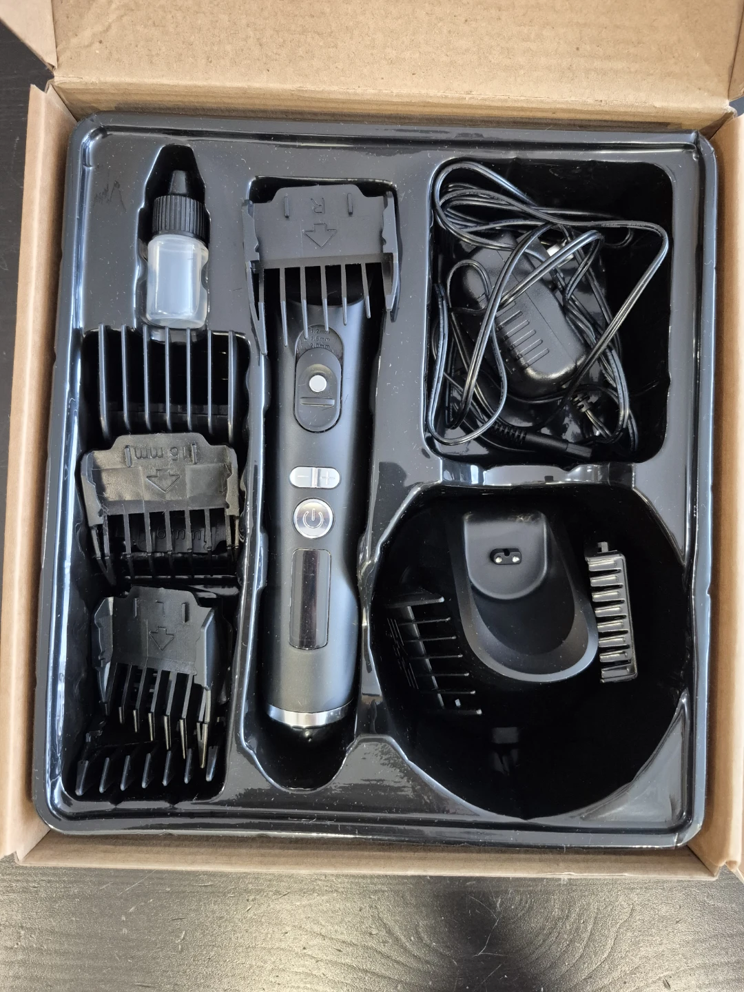 Professional Hair Clipper Kit and Scissors Set - photo 4