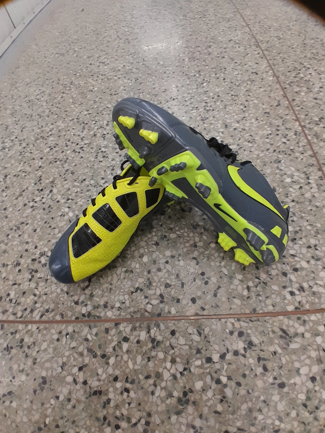 Nike Soccer Cleats Elite Men's Size 13 - photo 4