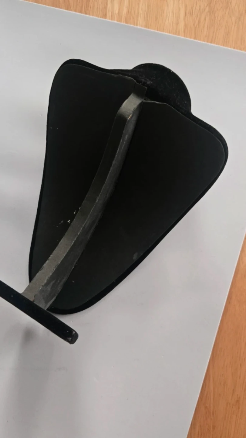 Black velvet Necklace Stand 🖤 - photo 3