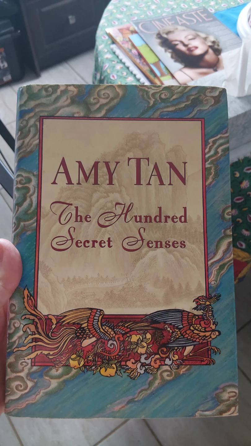 The Hundred Secret Senses by Amy Tan Novel