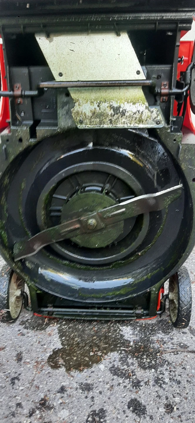 Black & Decker 18" Electric Mulching Mower - photo 4
