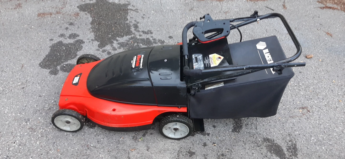 Black & Decker 18" Electric Mulching Mower - photo 5