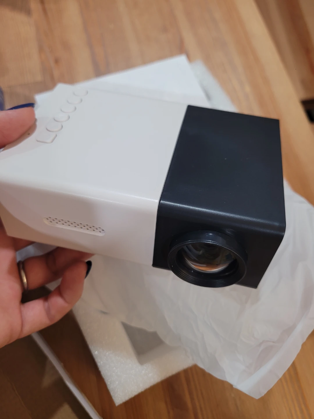 LED Projector - photo 4
