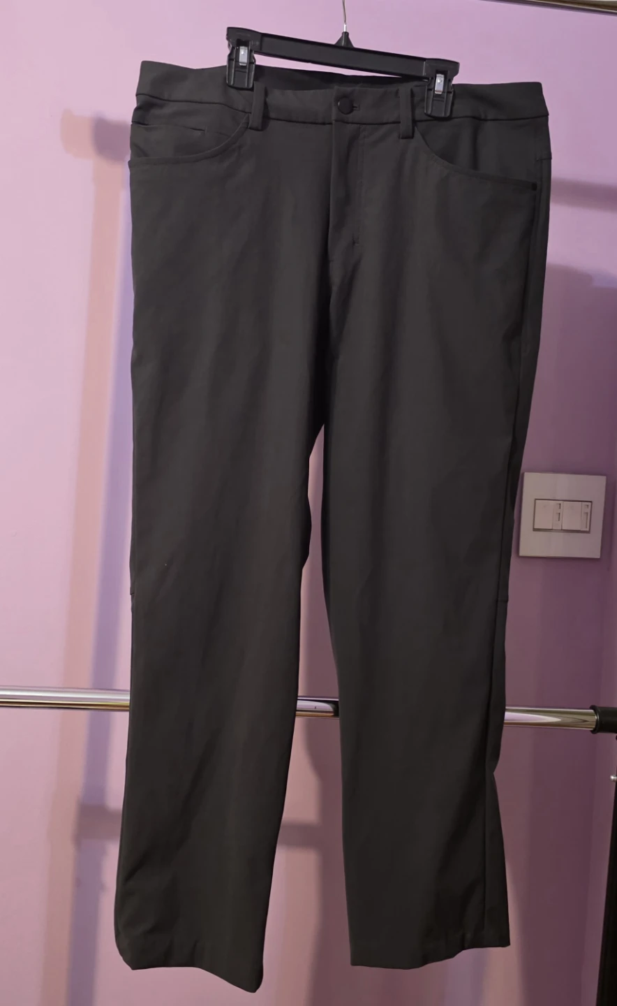 Men's Lululemon Black Casual Pants Size 34