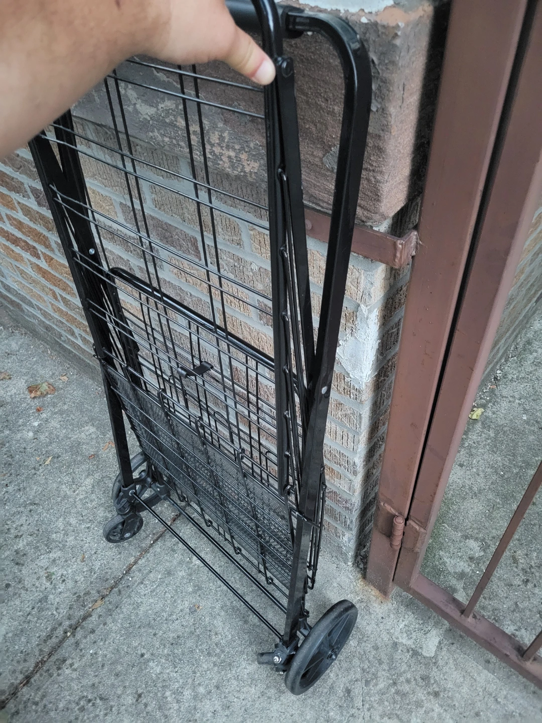 Big Black Metal Folding Shopping Cart with extra basket - photo 4