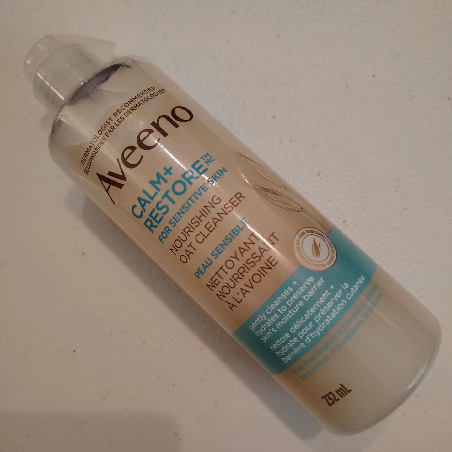 Aveeno Calm+Restore Nourishing Oat Cleanser 232 mL