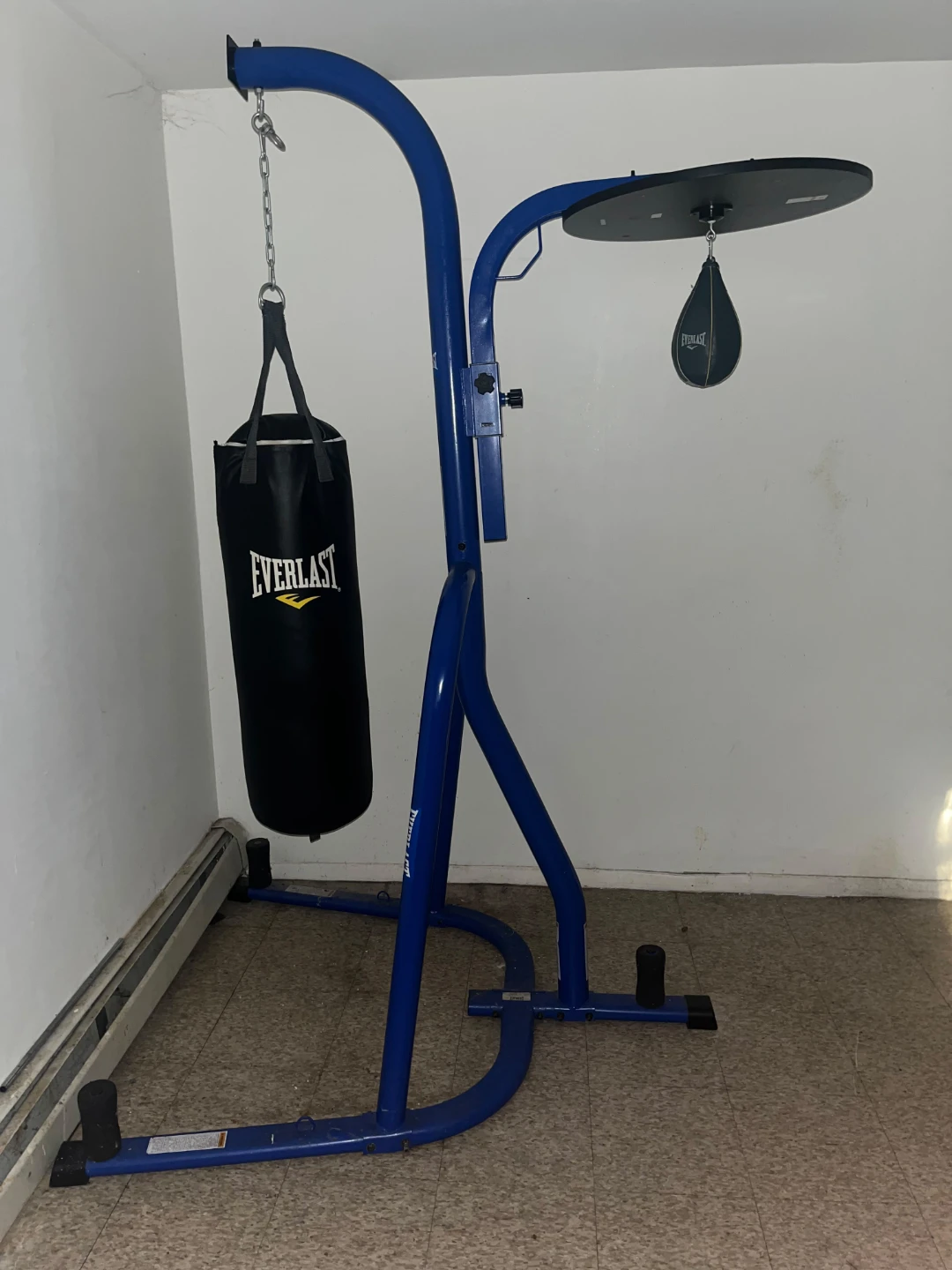 Everlast Punching Bag Stand with Speed Bag