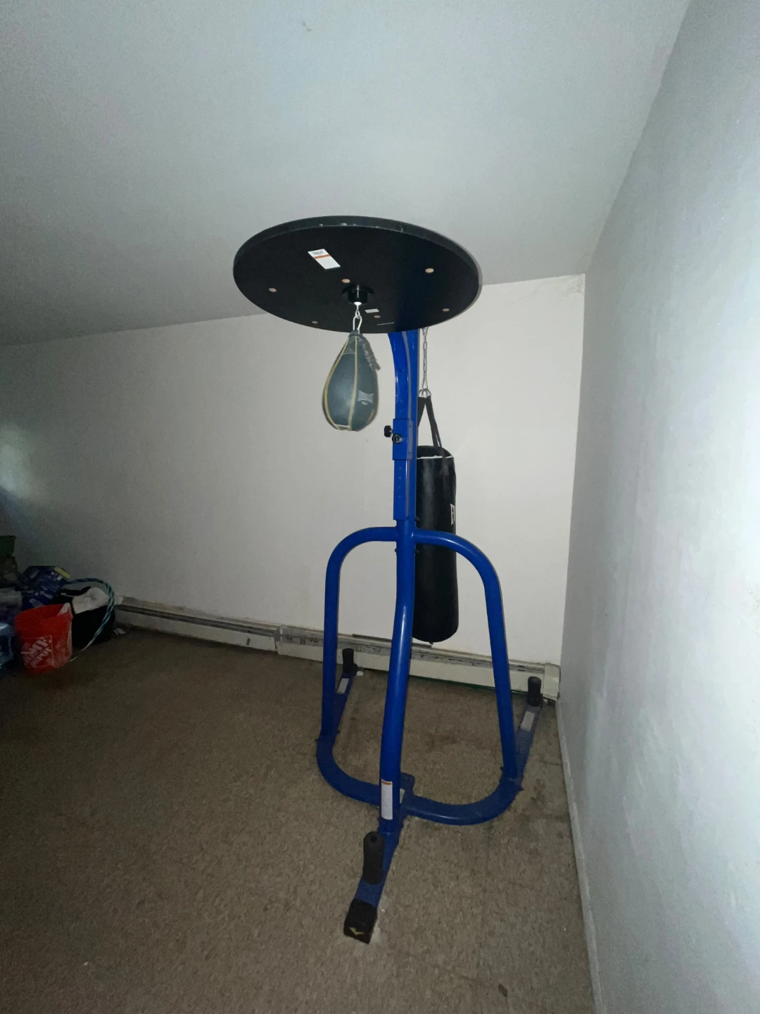 Everlast Punching Bag Stand with Speed Bag - photo 2