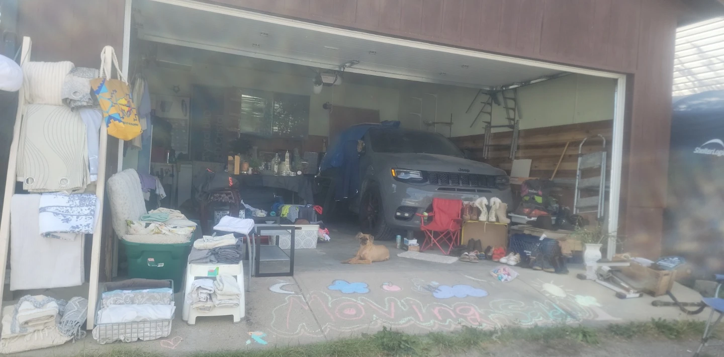 HUGE Garage Sale ! - photo 2