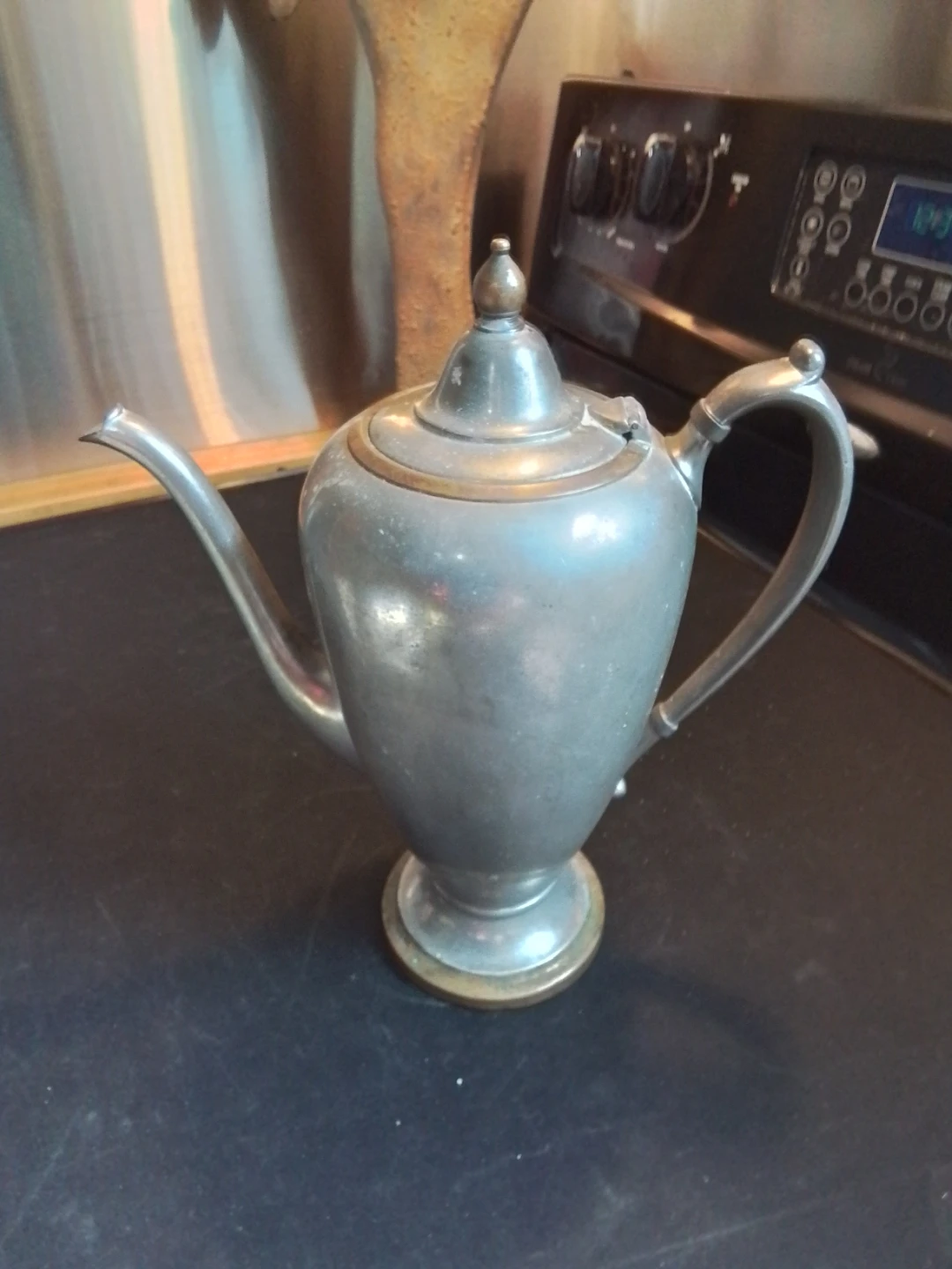 Vintage Crescent Pewter Coffee / Tea Pot – Model 6108