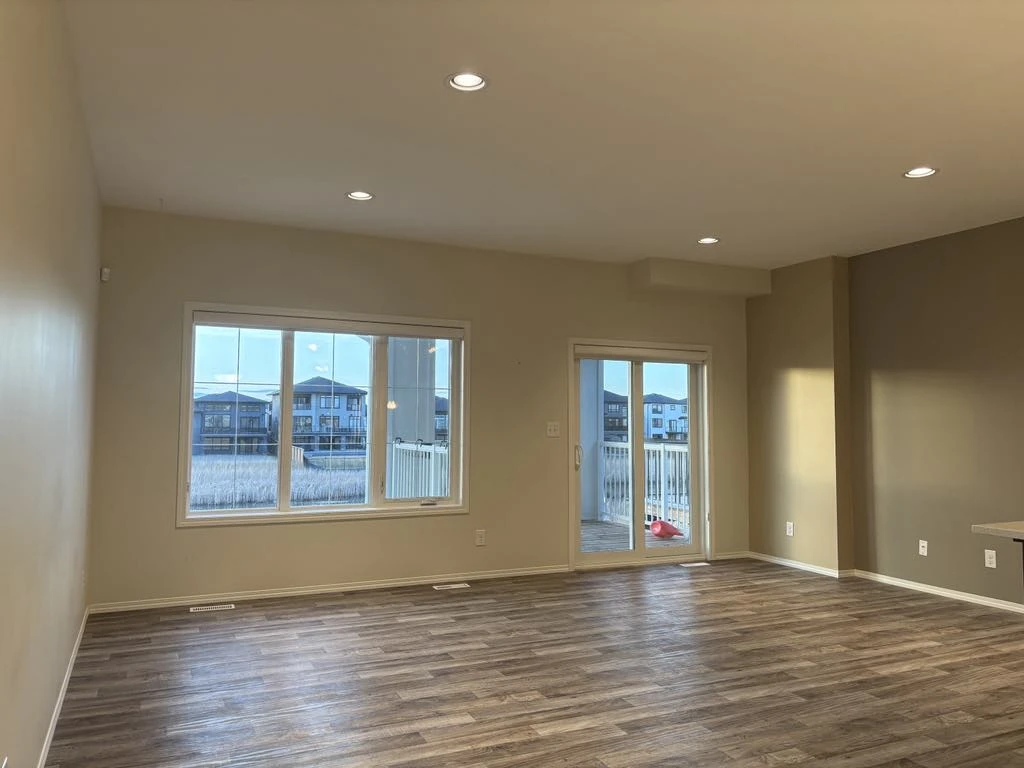 House for Rent 4 beds, 3.5 baths Bridgwater trails - photo 2