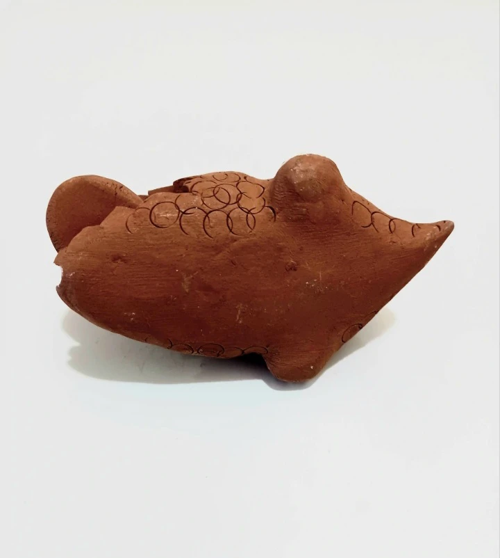 Vtg Hand Crafted Crocodile Figurine - photo 4
