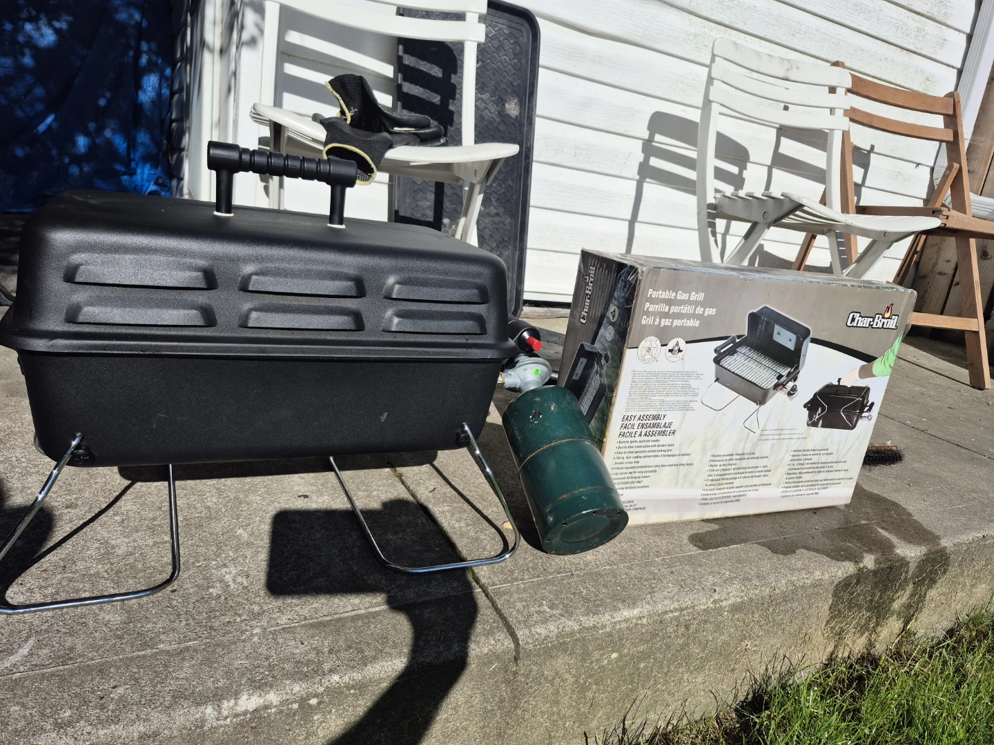 Char-Broil Portable Gas Grill