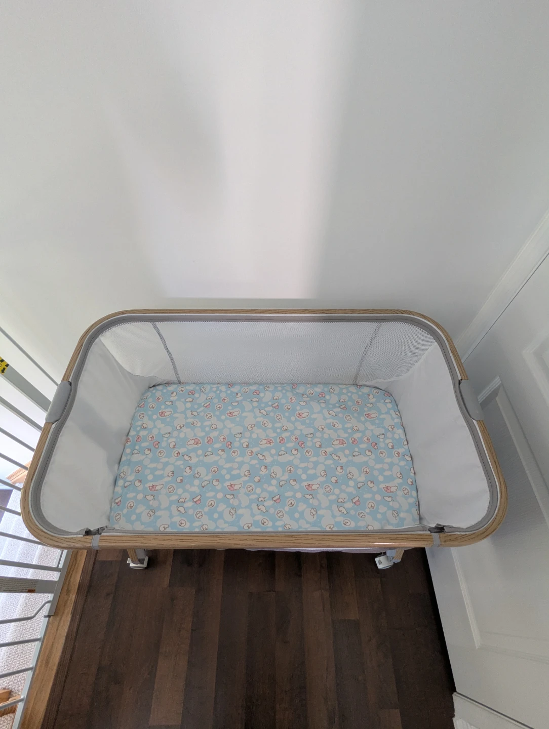 Baby Bassinet Bedside Sleeper – 3-in-1 (Gray) - photo 3