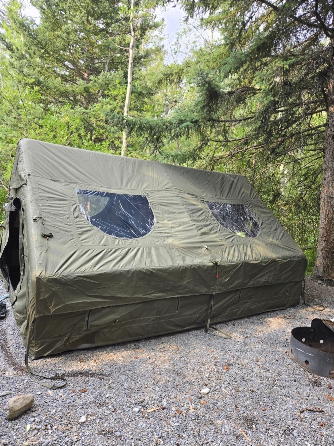 Inflatable Family Camping Tent 13FT x 9.8FT x 6.9FT - photo 3