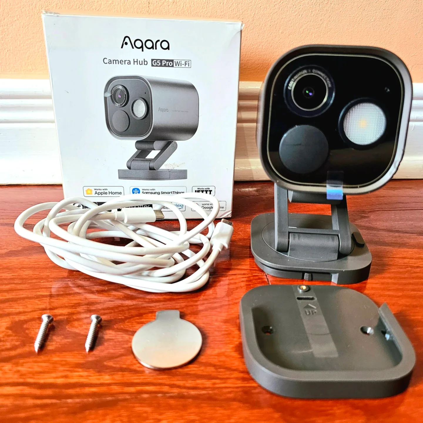 Aqara 4MP WiFi Security Camera Hub G5 Pro Indoor & Outdoor