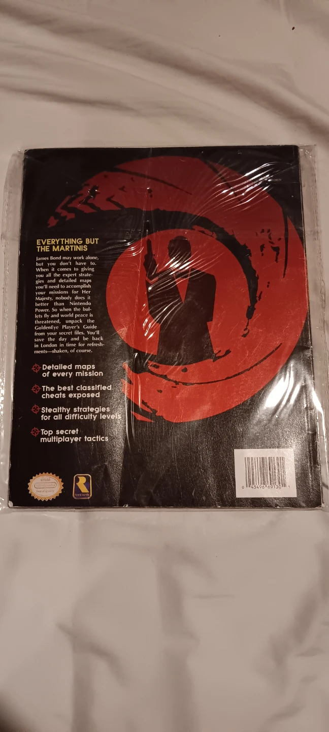 GoldenEye 007 Official Nintendo Player's Guide - photo 2