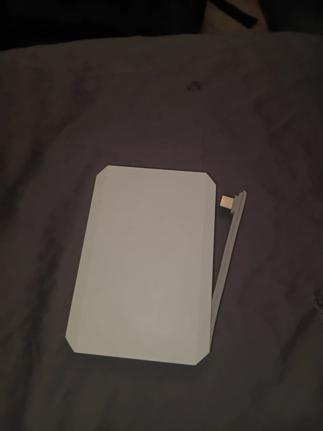Tesla Wireless Portable Charger - photo 3