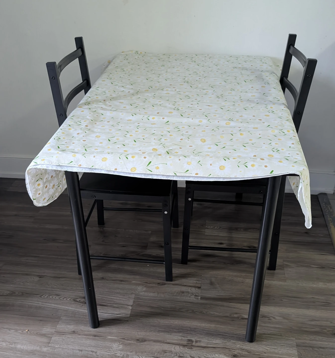 Dining Table Set with 4 Chairs
