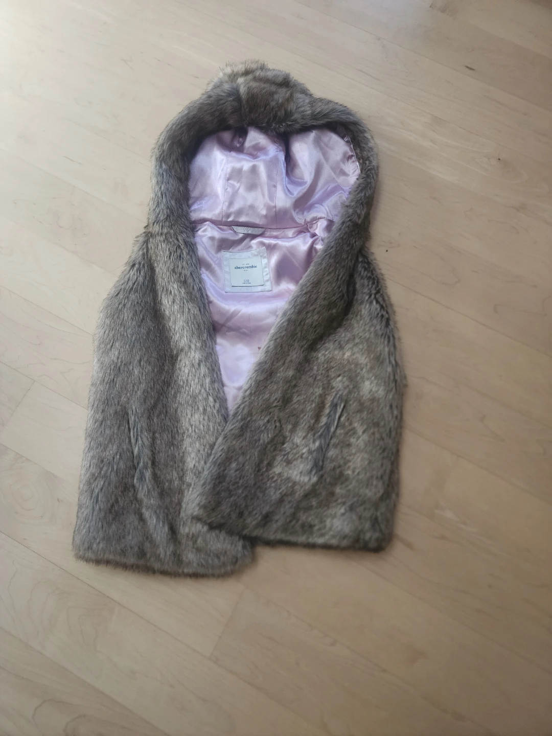 Abercrombie Kids Faux Fur Hooded Vest Size 11/12 - photo 2