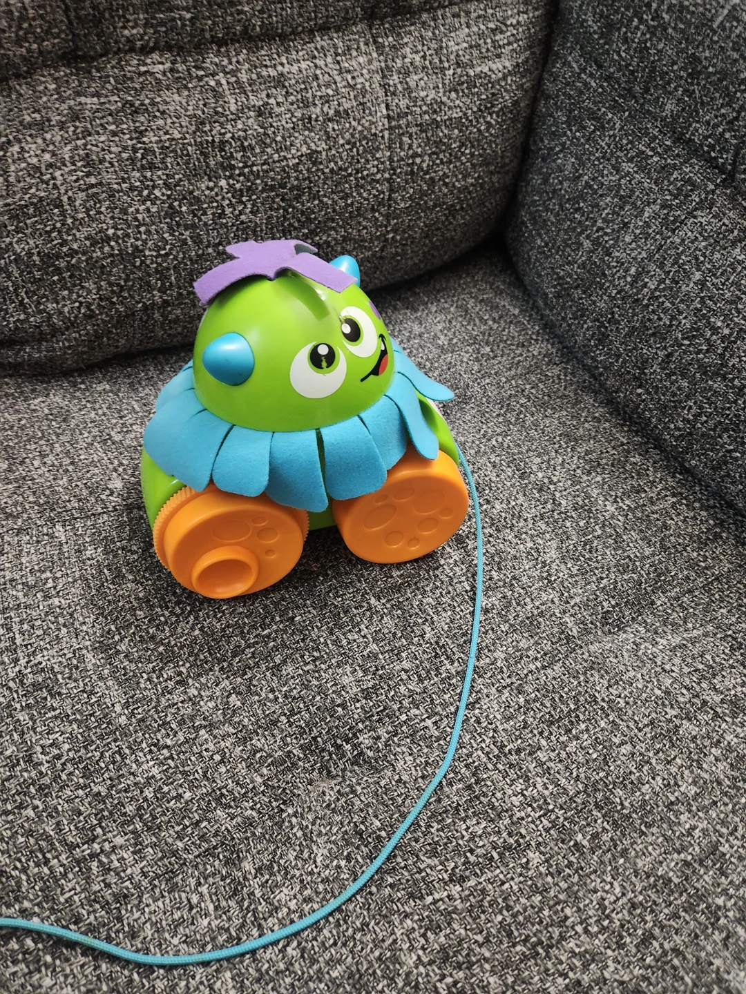 Fisher-Price Pull Along Toy Walk and Whirl - photo 2