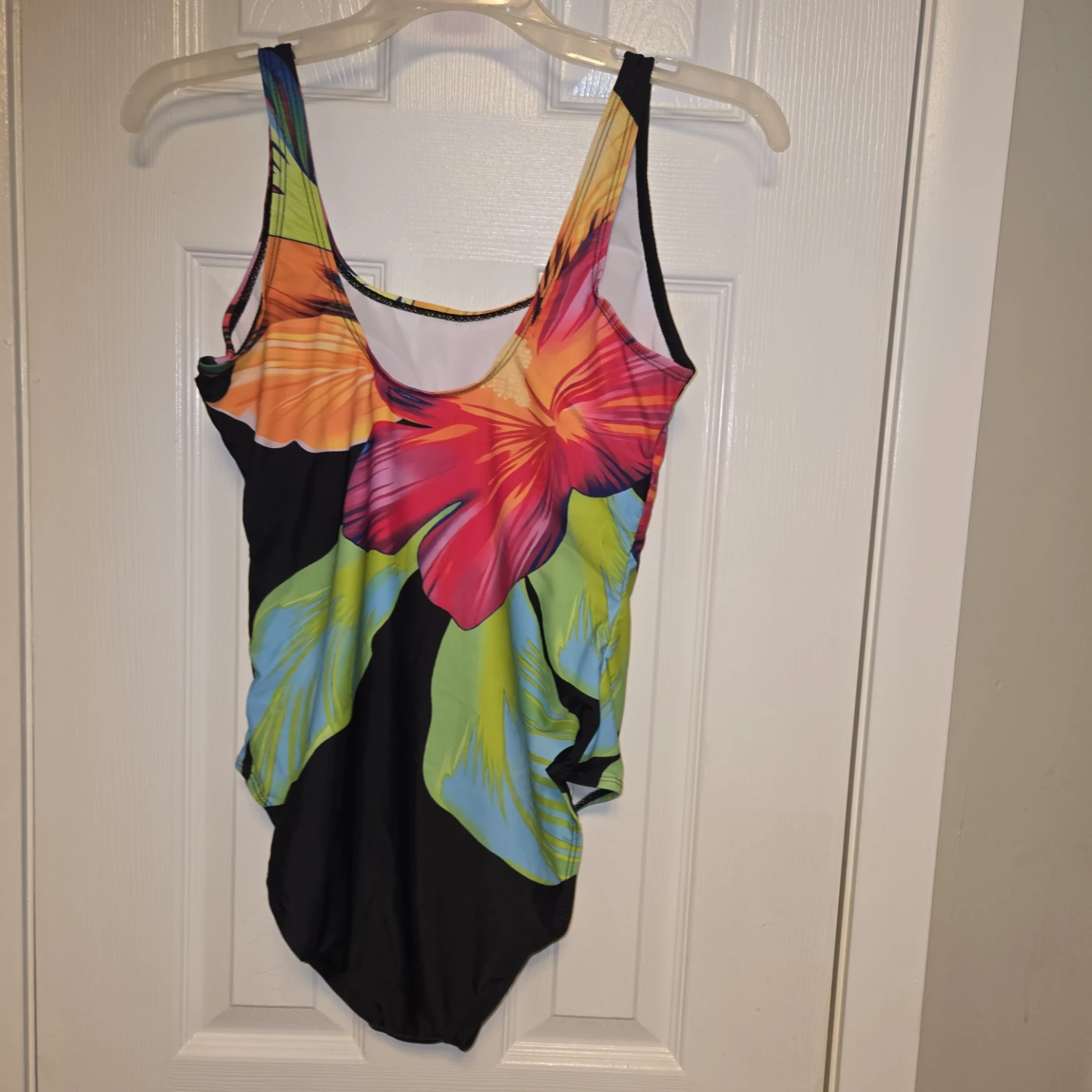 Brand New Women's One-Piece Swimsuit - Floral Print Size MEDIUM - photo 2