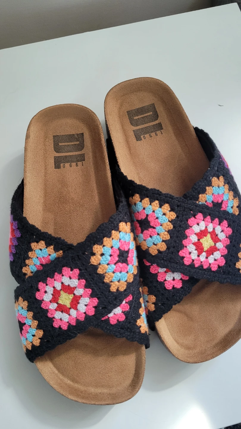 Slides with Crochet Straps Size 6 - photo 3
