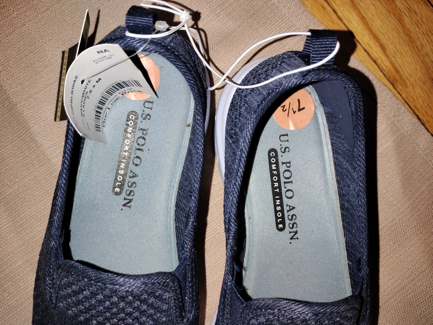 U.S. Polo Assn. Women's Slip-On Shoes Size 7.5 - photo 2
