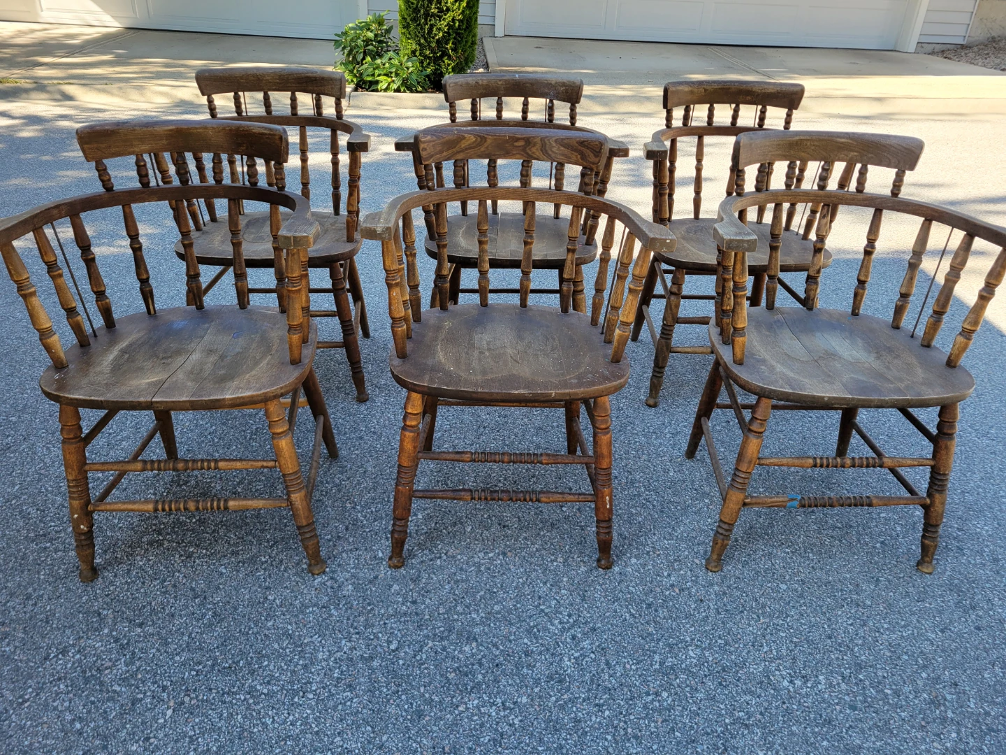 Beautiful Vintage Solid Wood Captain’s Chairs – Rustic style. - photo 2