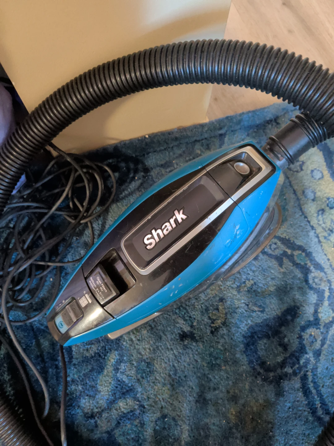 Shark Handheld Vacuum Cleaner with Hose - photo 3