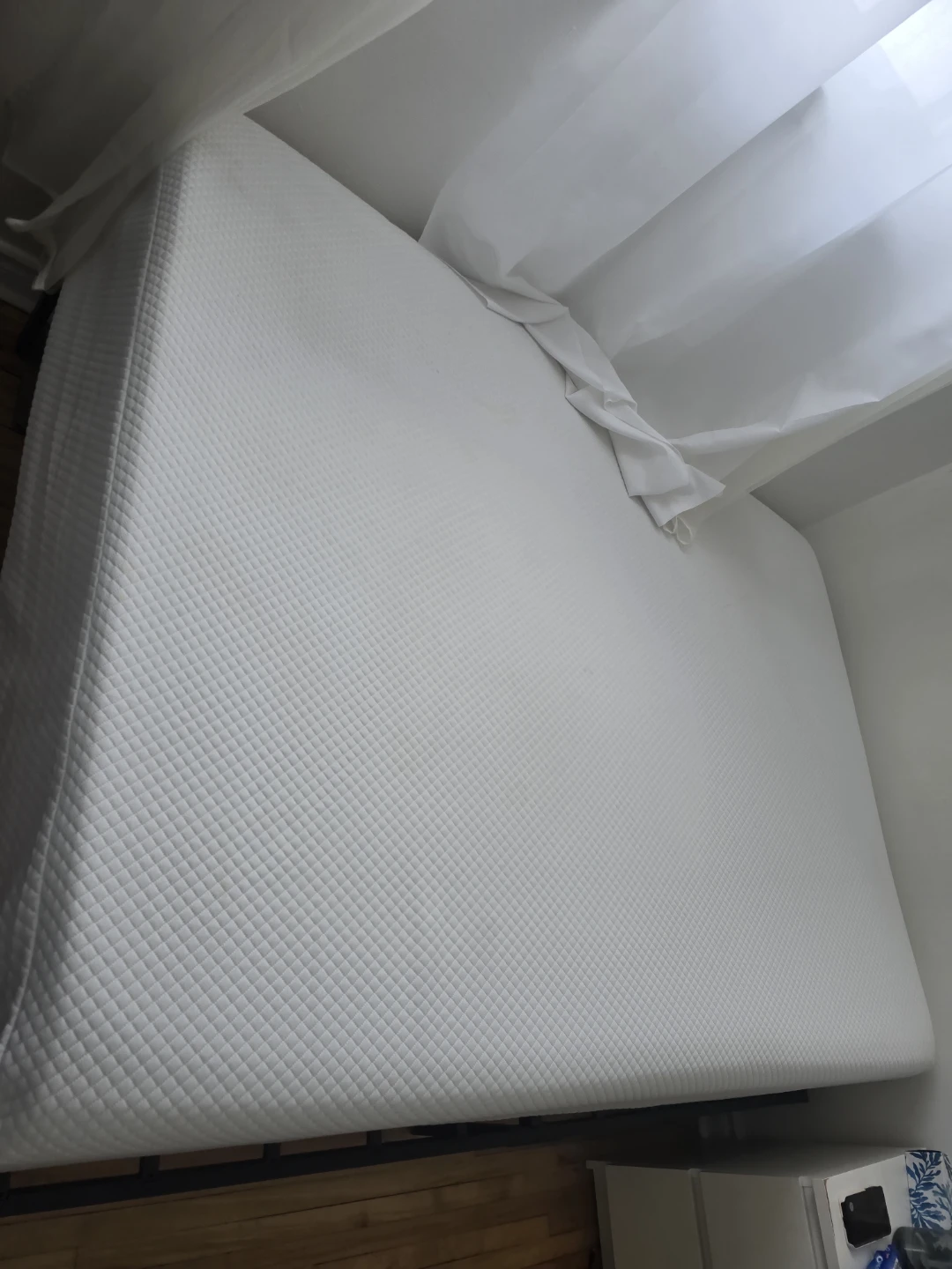 FDW Queen Mattress - photo 3
