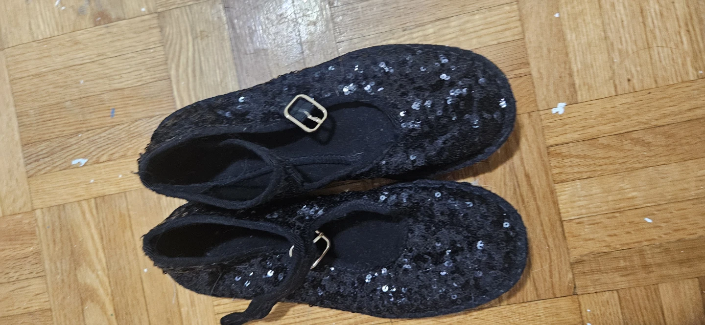 Kids Black Sequin Ballet Flats size 4 - photo 3