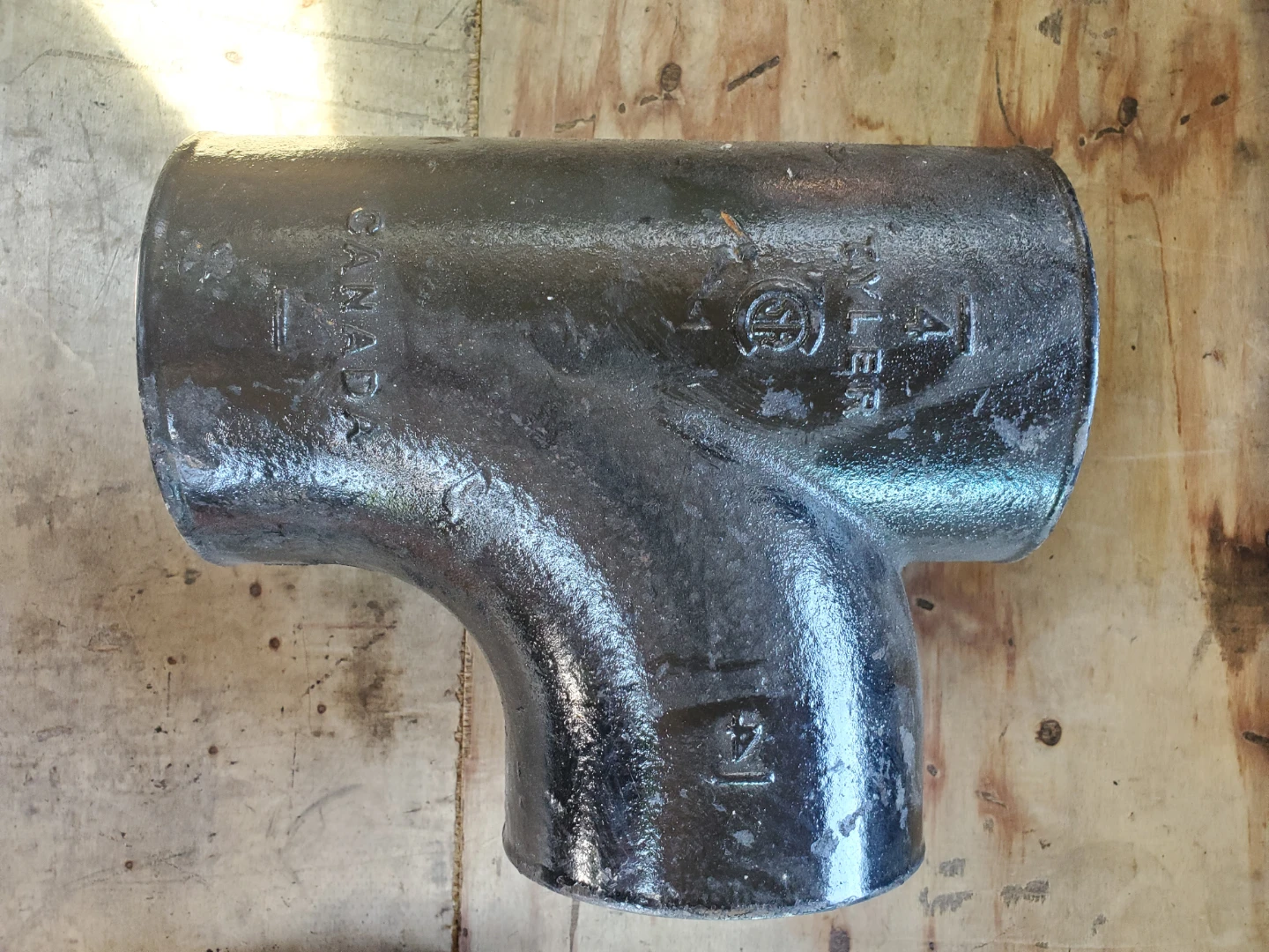 4 inch Cast Iron Pipe Fitting Tee - photo 2