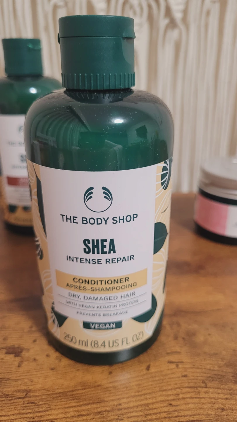 The Body Shop Hair & Skincare Bundle - photo 3