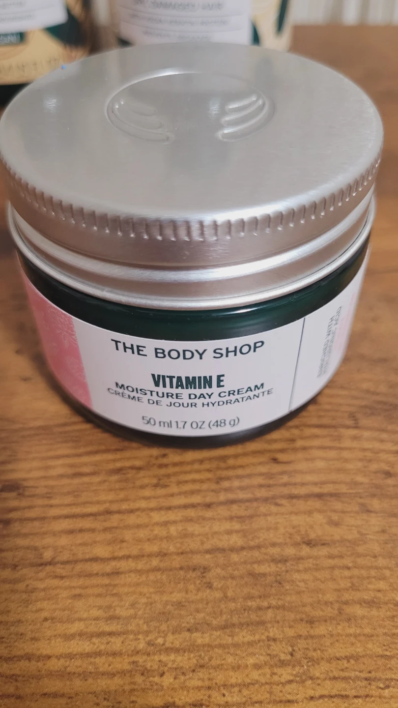 The Body Shop Hair & Skincare Bundle - photo 4