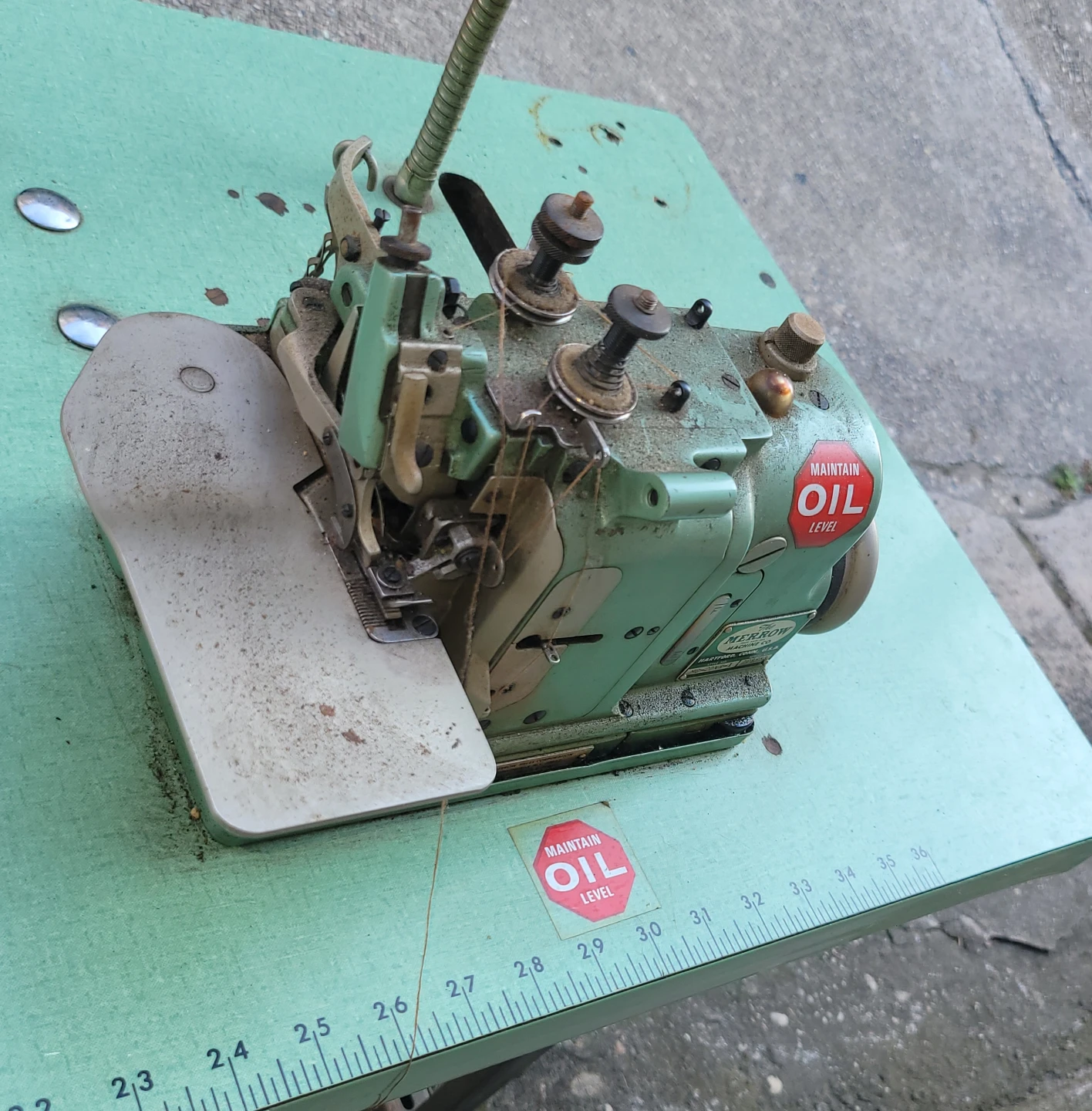 Merrow MG-2DNR-1 industrial sewing machine - photo 2