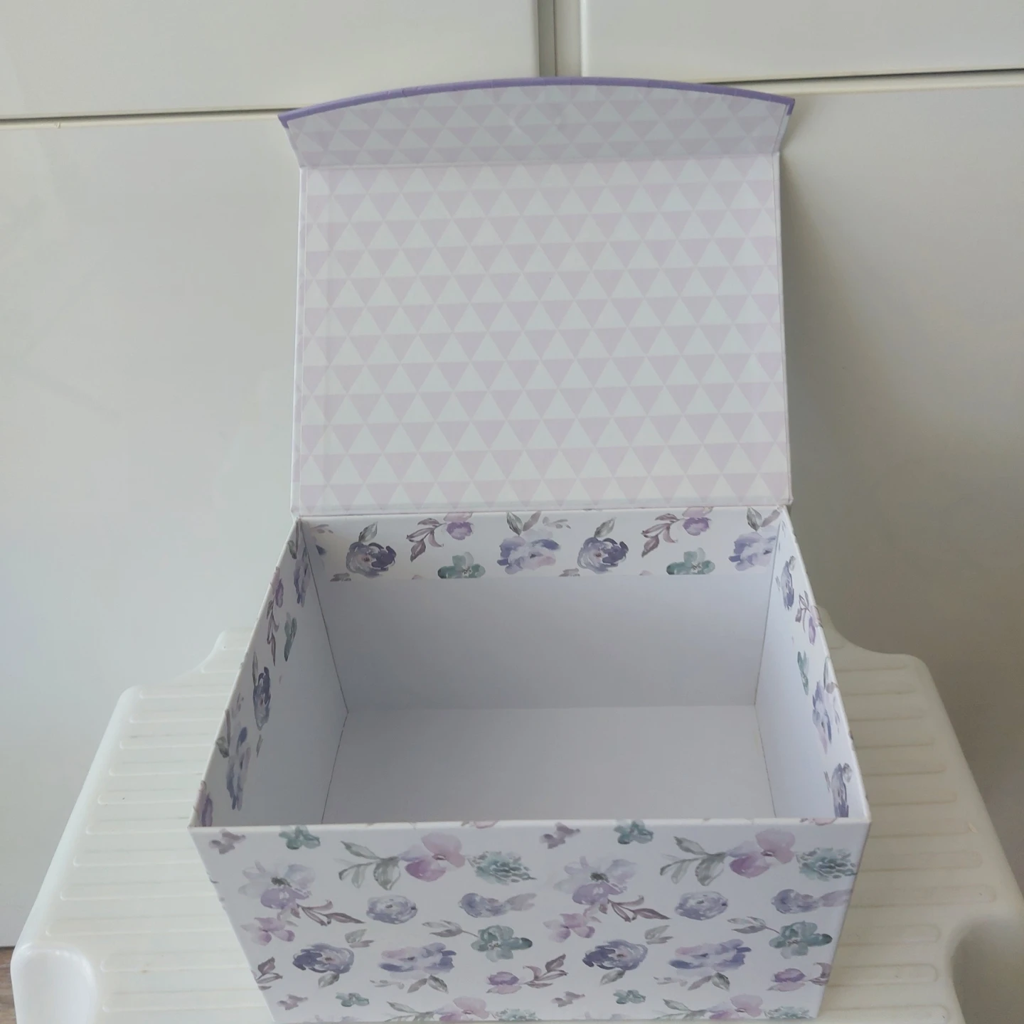 *BRAND NEW* Storage Box with Butterfly Design - photo 2