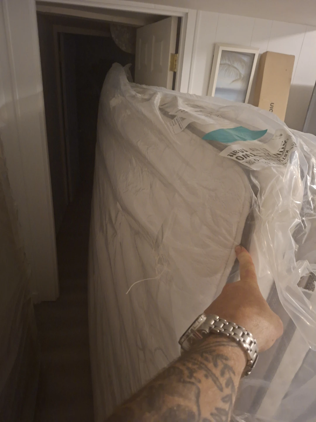 Queen size Serta iSeries matress/box spring/frame