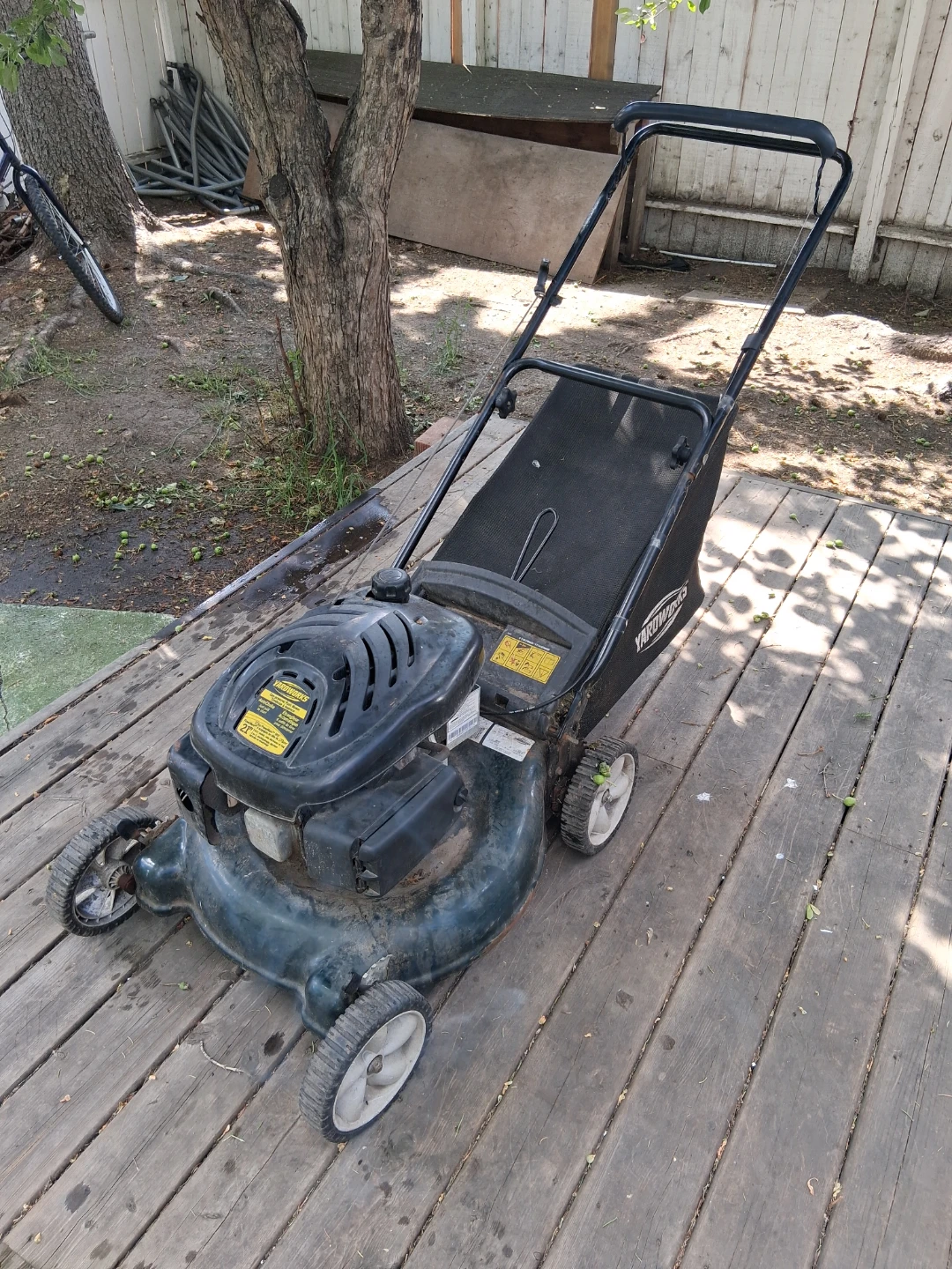 Yardworks lawnmower